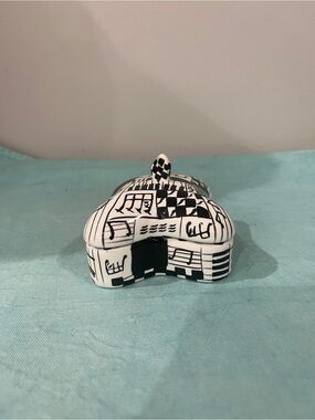 Black & White Musical Piano Trinket Box